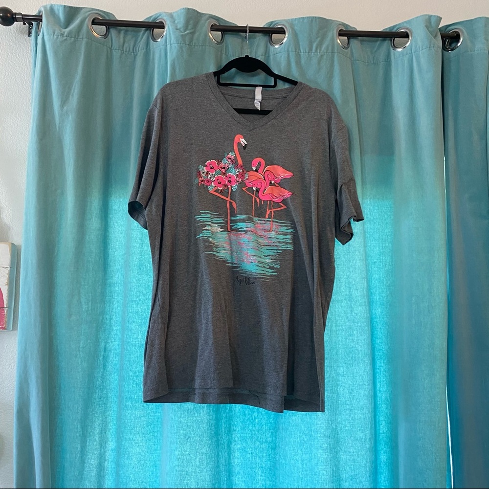 August bleu flamingo top